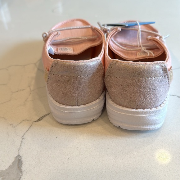 Little girls Hey dudes - Picture 4 of 4